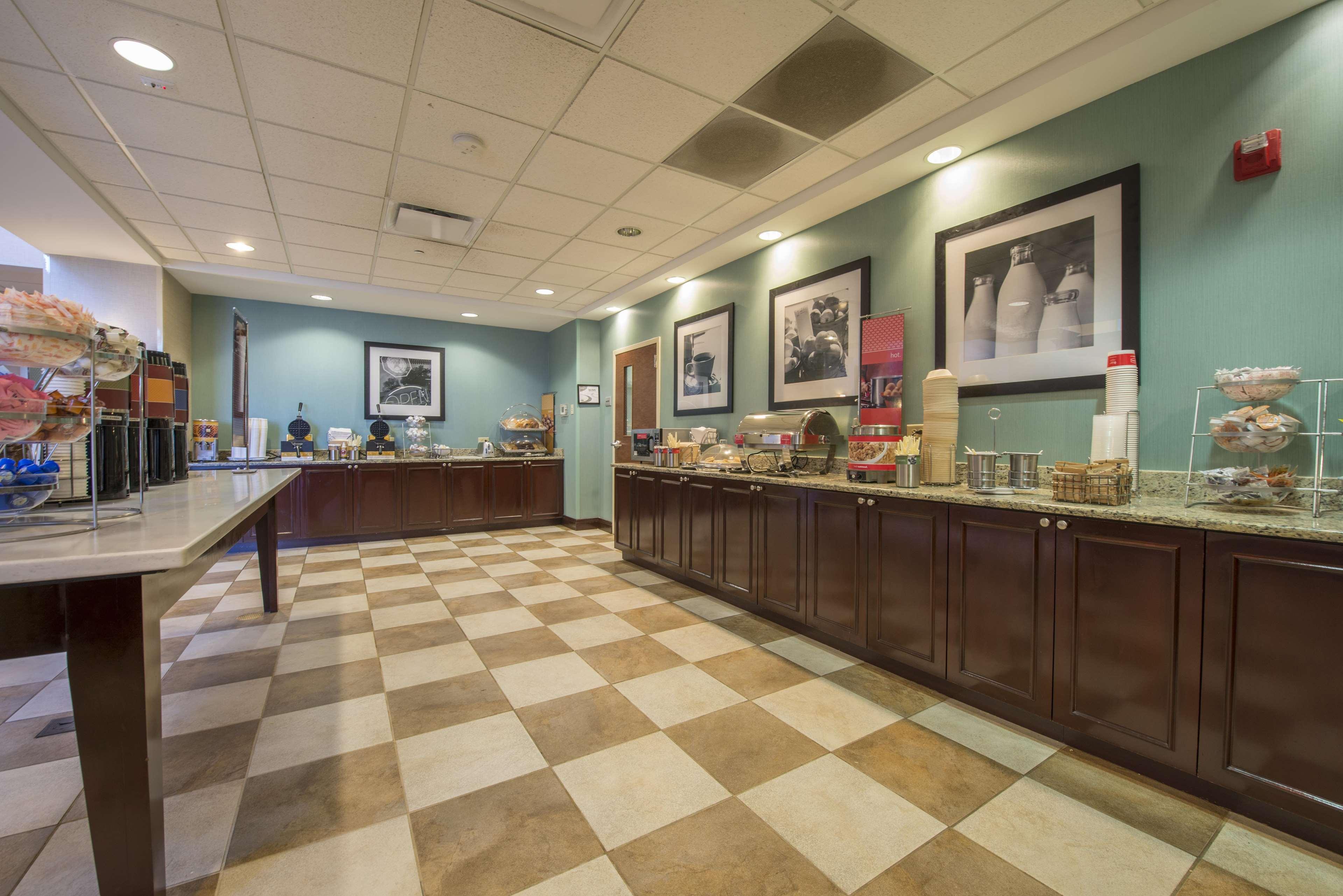 Hampton Inn&Suites Atlanta Airport West Camp Creek Pkwy College Park Zewnętrze zdjęcie