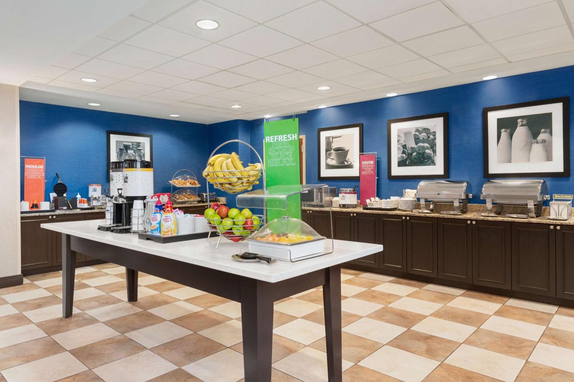 Hampton Inn&Suites Atlanta Airport West Camp Creek Pkwy College Park Zewnętrze zdjęcie